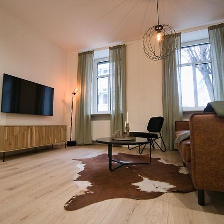Goethe-Suites: Premium 4 Person Worms City Centre Appartment Ngoại thất bức ảnh
