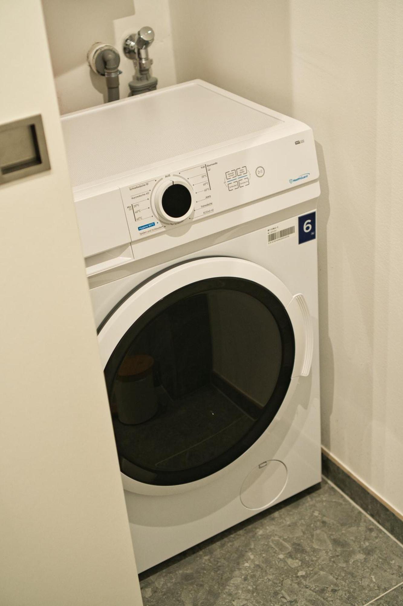 Goethe-Suites: Premium 4 Person Worms City Centre Appartment Ngoại thất bức ảnh